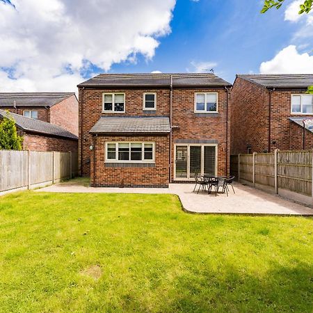 Brook Meadow House, 4 Bed House, Manchester Astley  المظهر الخارجي الصورة