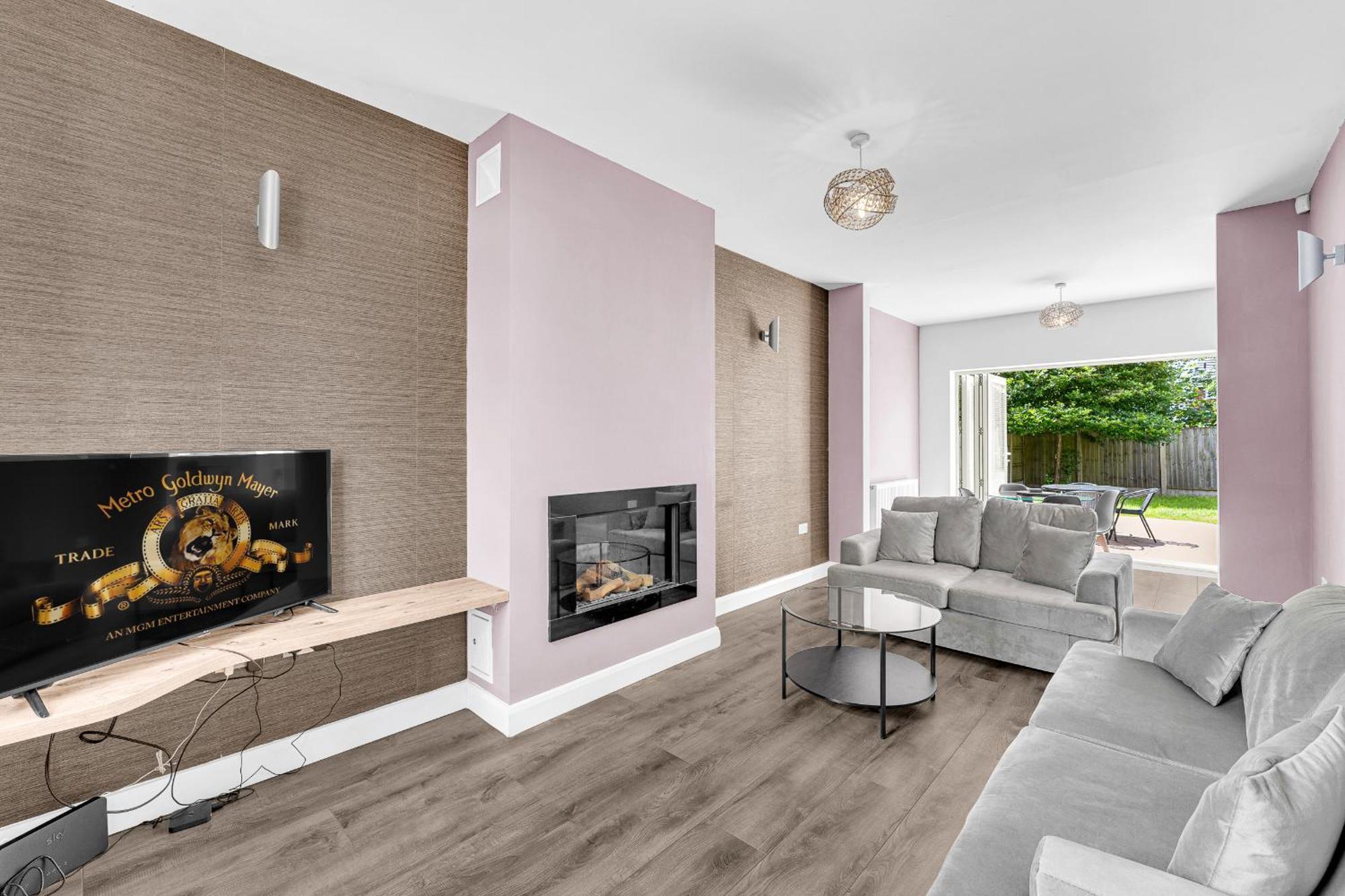 Brook Meadow House, 4 Bed House, Manchester Astley  المظهر الخارجي الصورة