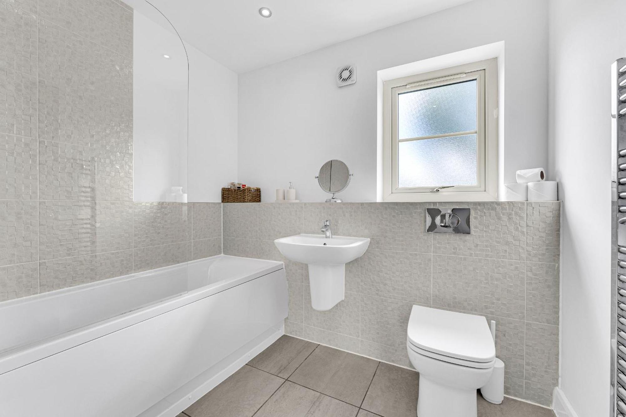 Brook Meadow House, 4 Bed House, Manchester Astley  المظهر الخارجي الصورة