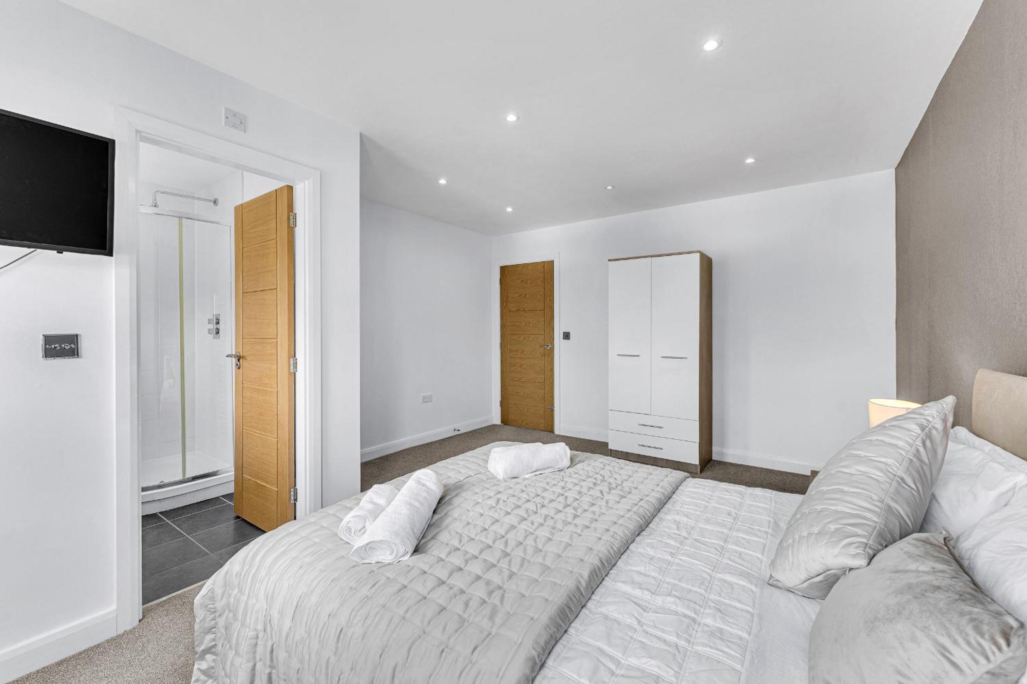 Brook Meadow House, 4 Bed House, Manchester Astley  المظهر الخارجي الصورة