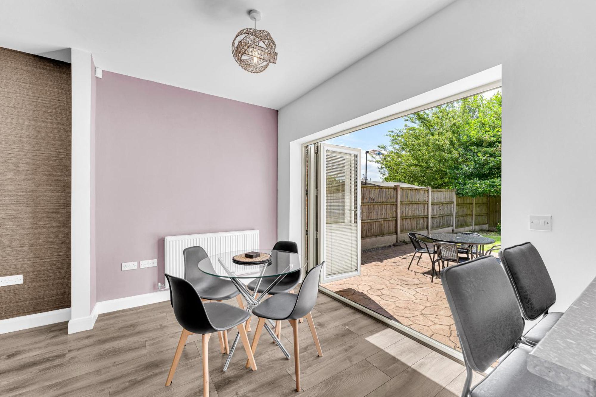 Brook Meadow House, 4 Bed House, Manchester Astley  المظهر الخارجي الصورة